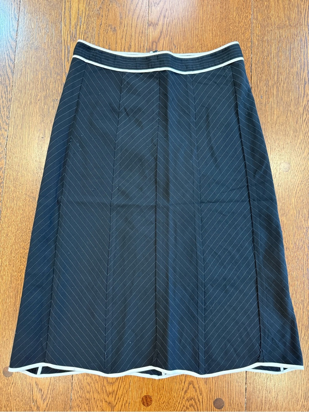 Narciso Rodriguez Black Pinstripe A-Line Skirt
Size US 2